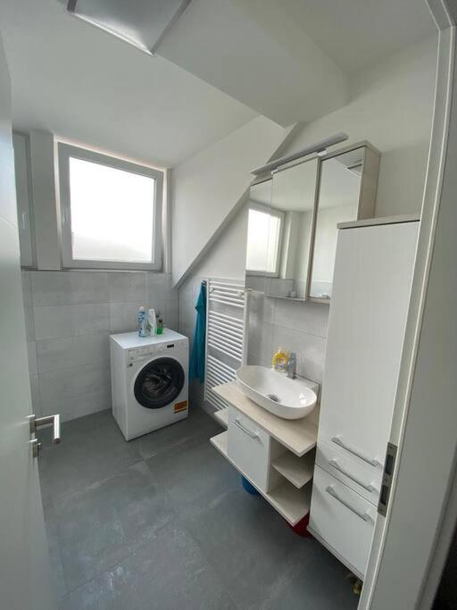 Wohnung Im Herzen Von Mg Mönchengladbach Exterior foto